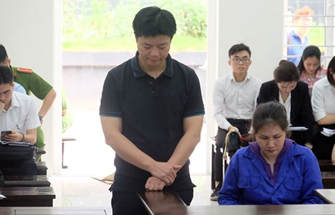 Hai vợ chồng chiếm đoạt hơn 4,4 tỷ đồng từ dự án nước học đường